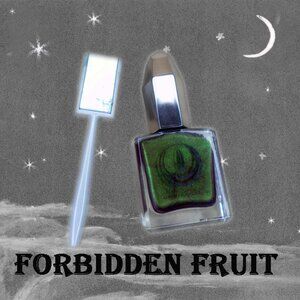 Nail Polish Mooncat (Magnetic!) - Forbidden Fruit + Magnet